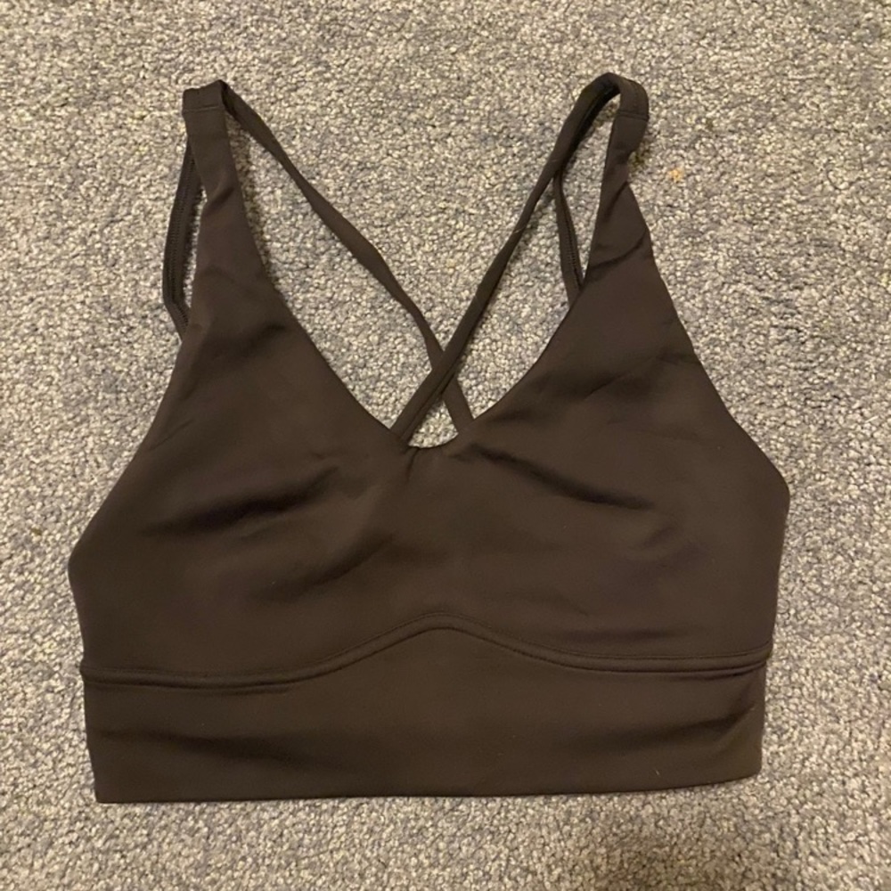 Lululemon sports bra